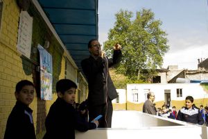 سخنرانی خانم دکتر خلیلی متخصص طب پیشگیری و پزشکی اجتماعی در دبستان پسرانه کمیل به مناسبت هفته سلامت: عکس شماره 8 / 10